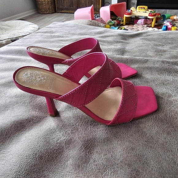 Vince Camuto Cherzel Heel Sandals - Picture 4 of 7